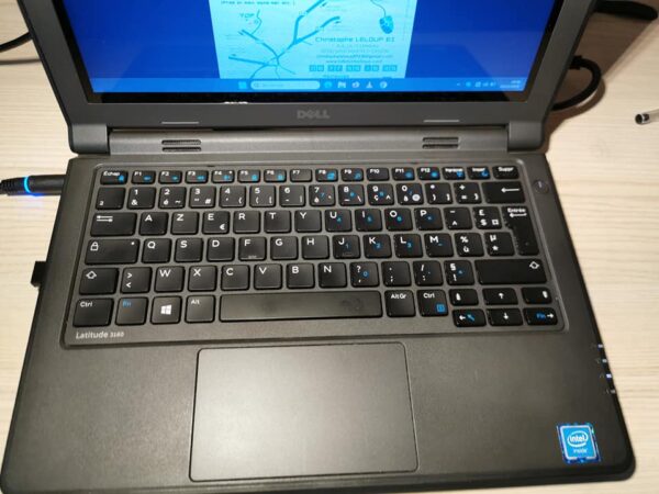 Ordinateur portable Dell latitude 3160 de 11,6 pouces occasion – Image 7