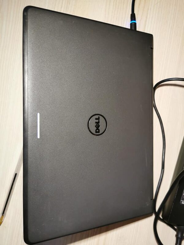 Ordinateur portable Dell latitude 3160 de 11,6 pouces occasion – Image 10