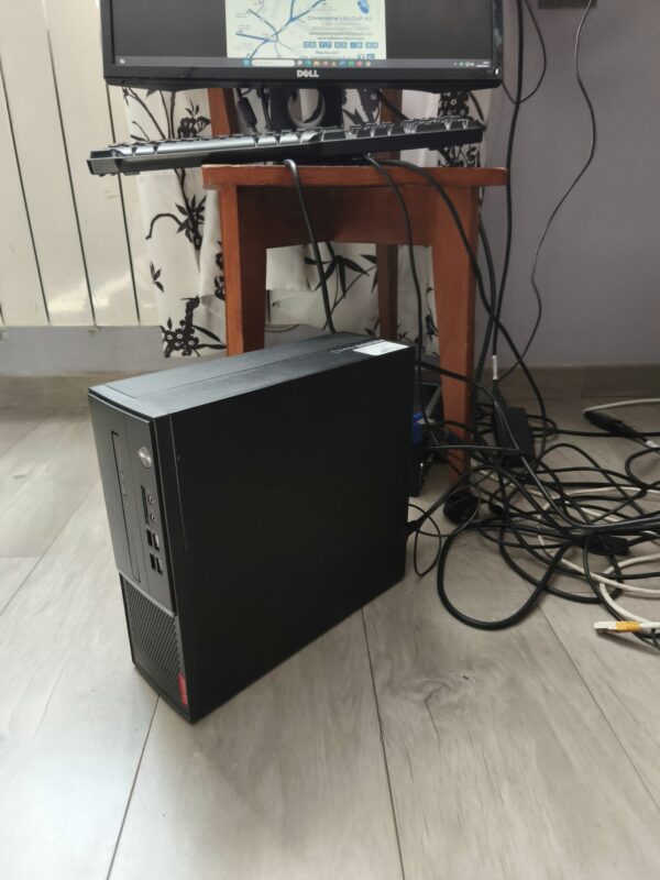 Mini tour Lenovo V530S reconditionné – Image 4