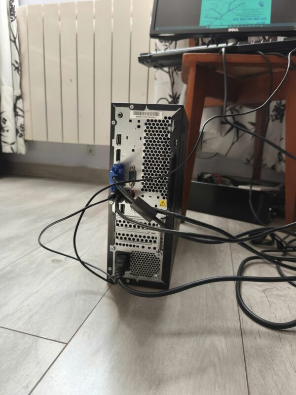 Mini tour Lenovo V530S reconditionné – Image 9