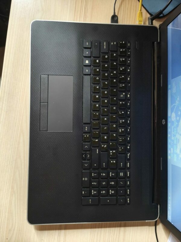 Ordinateur portable HP laptop CA005nf de 17,3 pouces reconditionné – Image 6