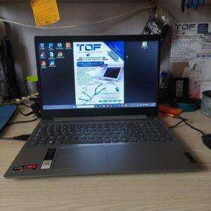 Ordinateur portable Lenovo IdeaPad 3 15,6 reconditionné – Ryzen 5, SSD + 1 To, Vega 8