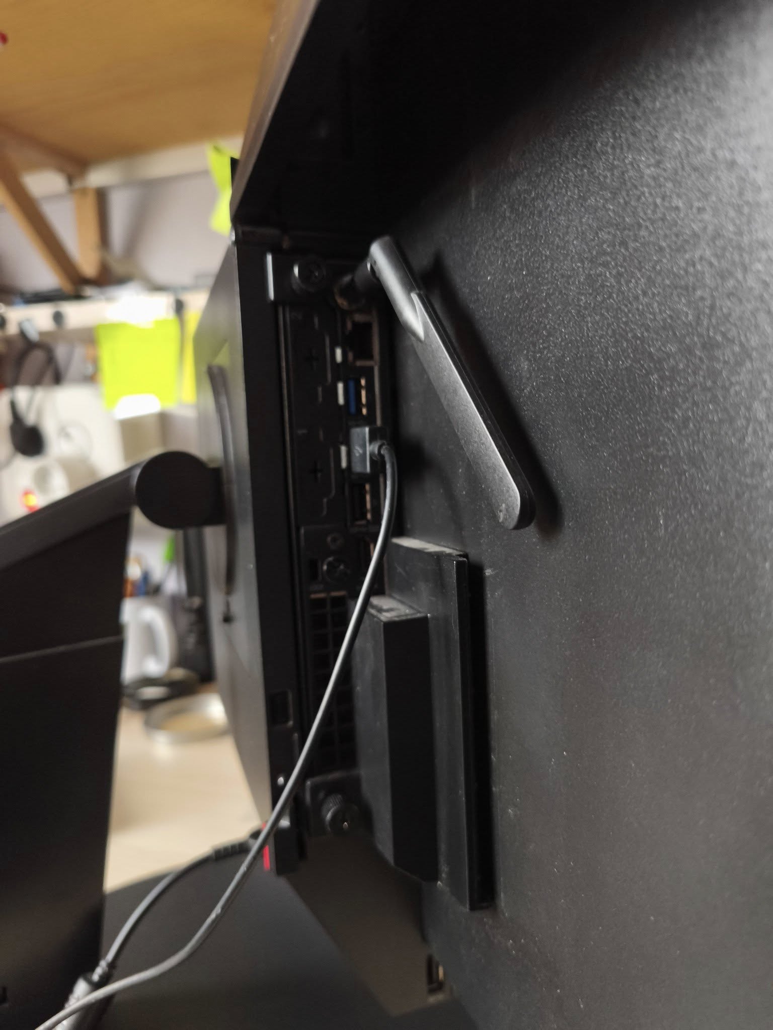 Tof Informatique PC tout-en-un Lenovo 22 PC tout-en-un Lenovo 22" reconditionné PC tout-en-un Lenovo 22" reconditionné – Image 4